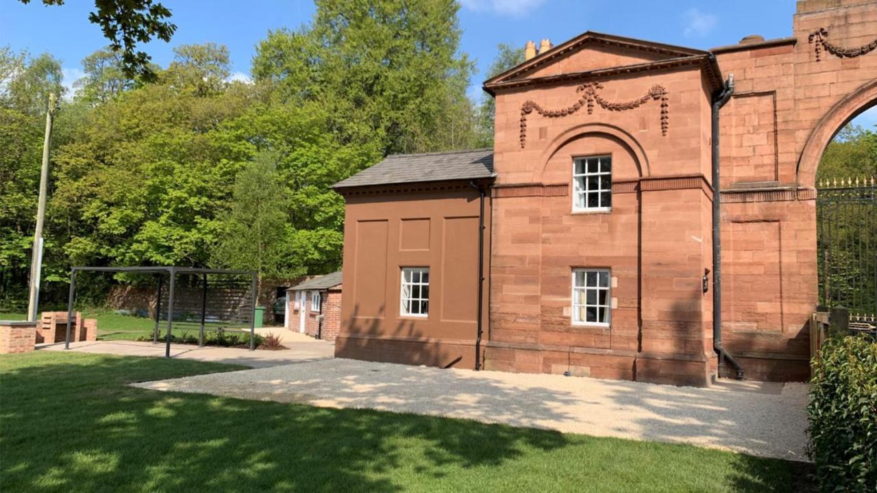 Oulton Park Lodge Little Budworth Bagian luar foto